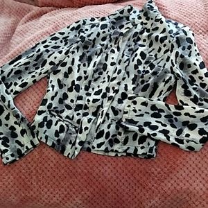 Ashley by 26 International Crock Jacket. Size M. LEOPARD Print.. Wild Piece!